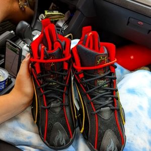 Shaqnosis " Hot One's" basketball shoes